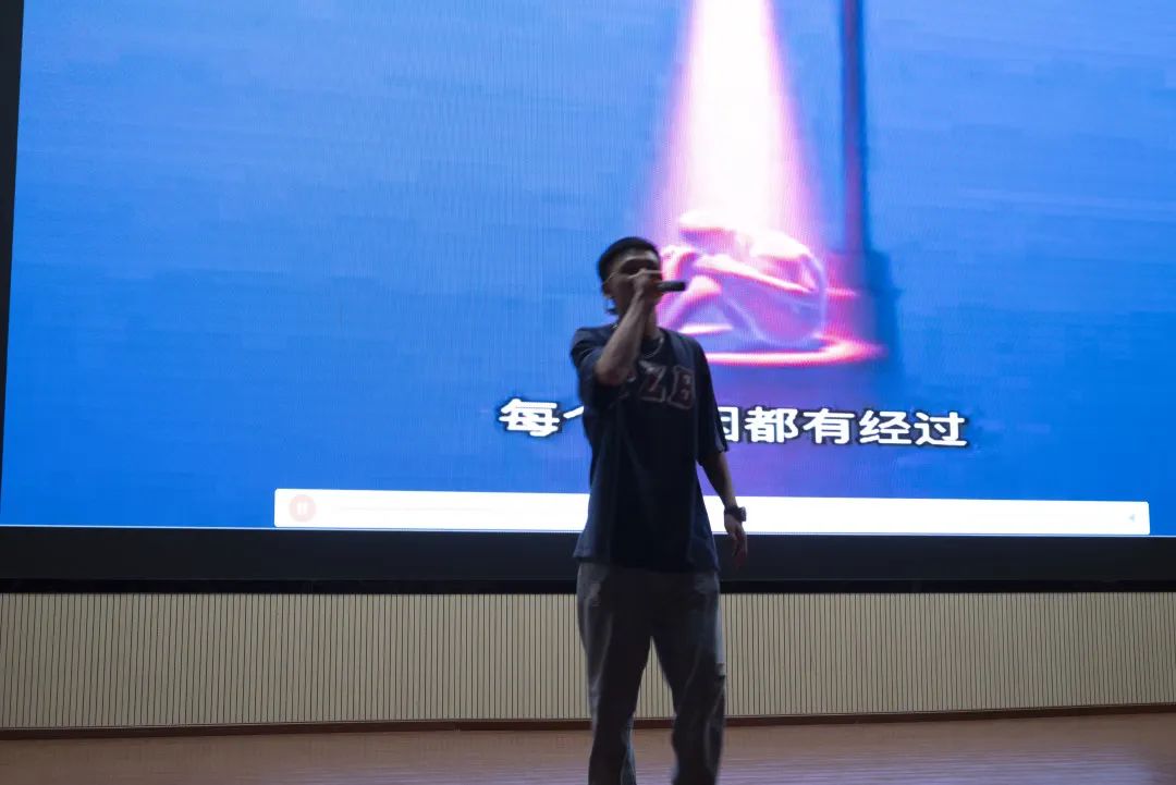 为迎接2022级同学的到来